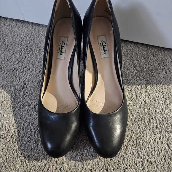 Clark's Pumps - Picture 2 of 5